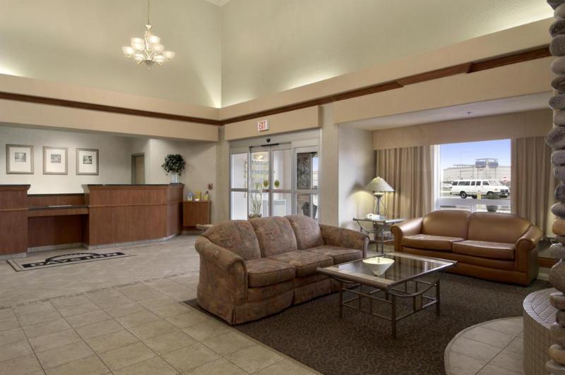 Days Inn By Wyndham Red Deer Exterior foto